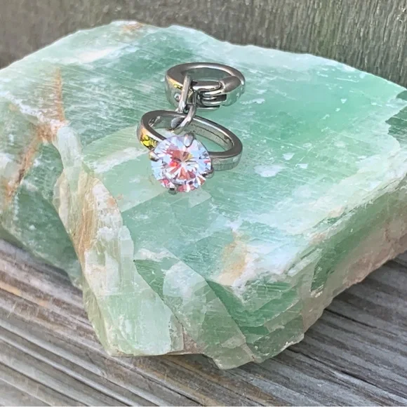 Fossil engagement ring charm - Picture 14 of 15